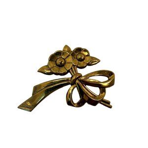 Vintage Gold Tone Womens Flower Bouquet Brooch Pin Ribbon Design 60s
